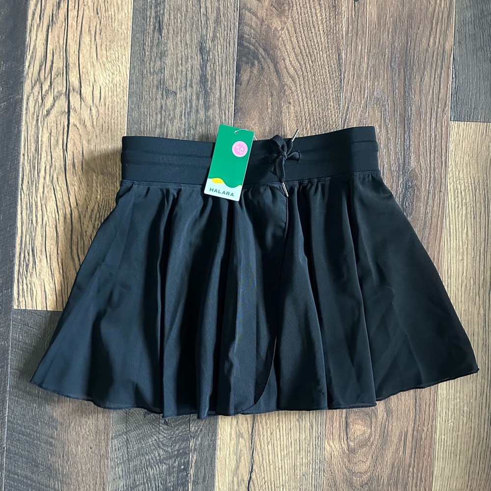 NEW Halara High Waisted Drawstring Mesh Side Pocket Flowy Mini Flare Skirt